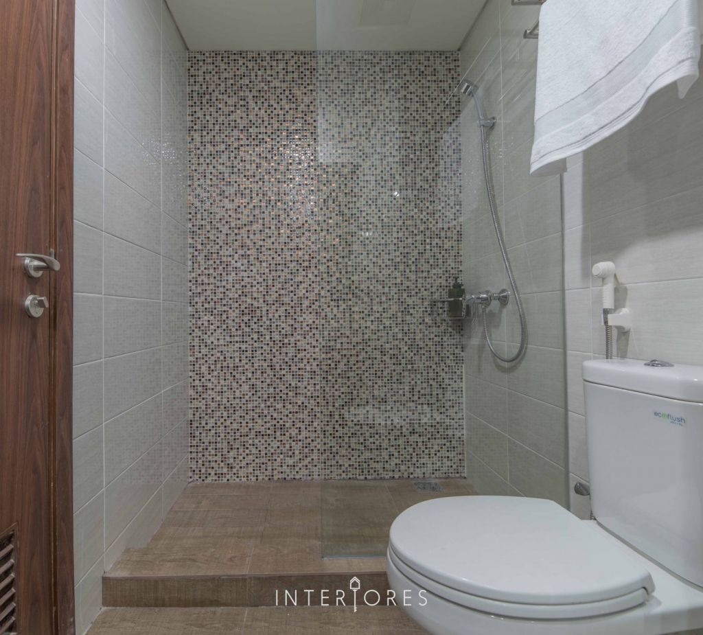 model kamar mandi minimalis tanpa bathtub
