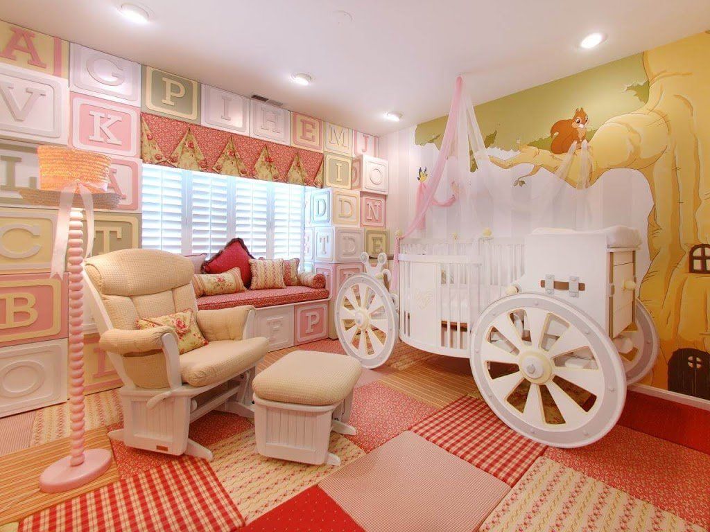 kamar tidur minimalis anak dengan design kereta keranjang bayi